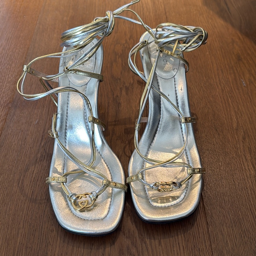 Gucci Women's Interlocking G strappy sandal, size 39